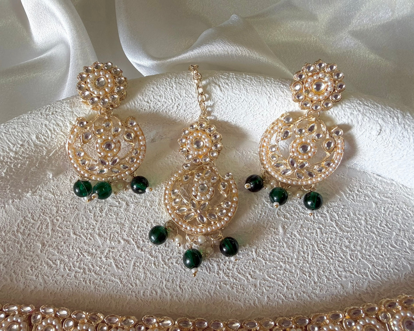 Mina Necklace Set in Dark Green