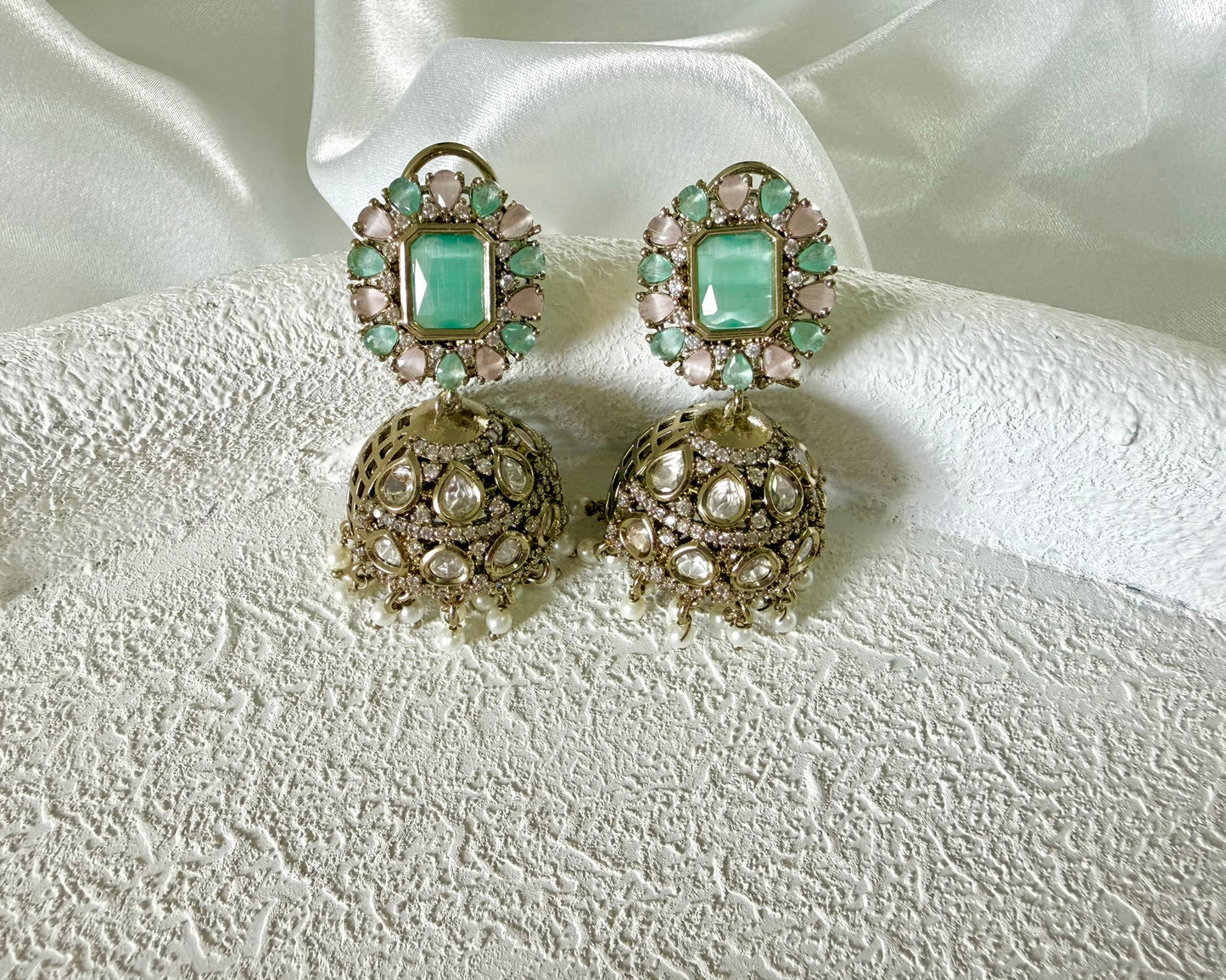 Rajshree Necklace Set – Pastel Green & Pink
