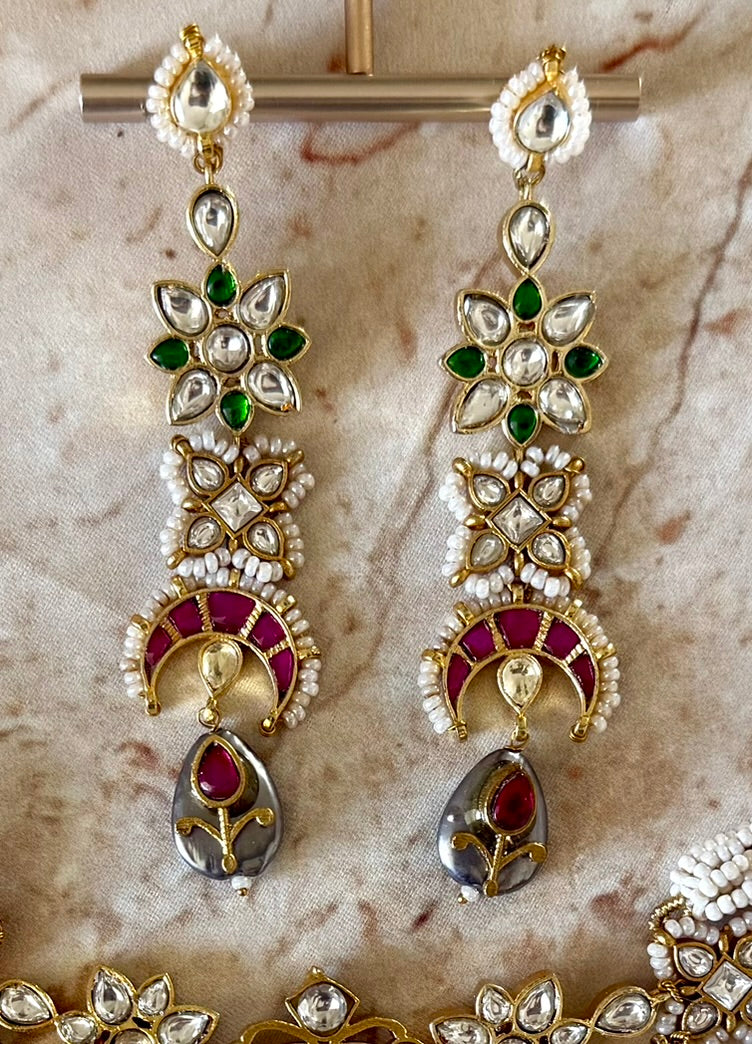 Solenne Necklace Set