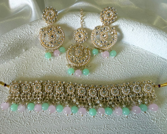 Mina Necklace Set in Pastel Green and Pink