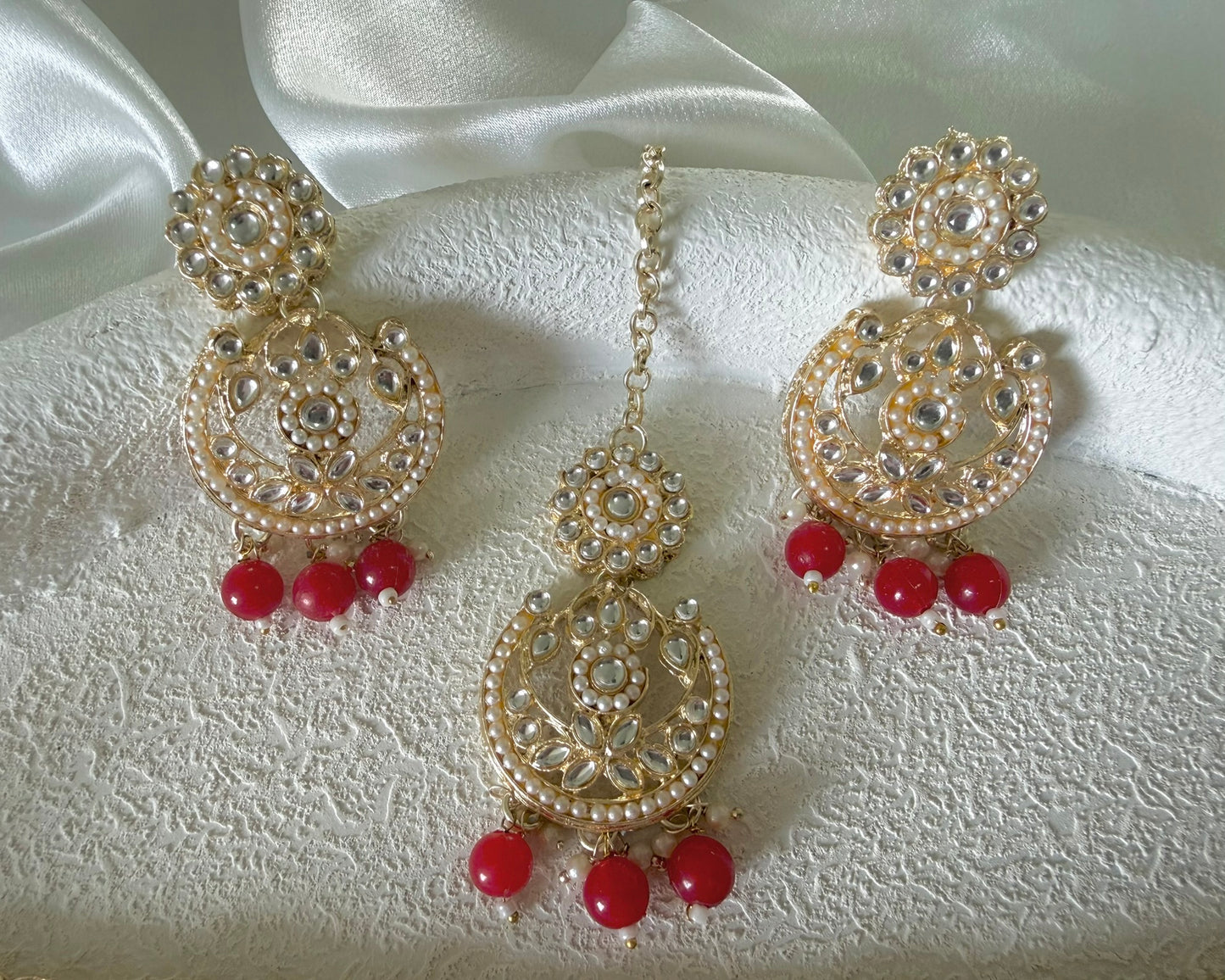 Mina Necklace Set in Red