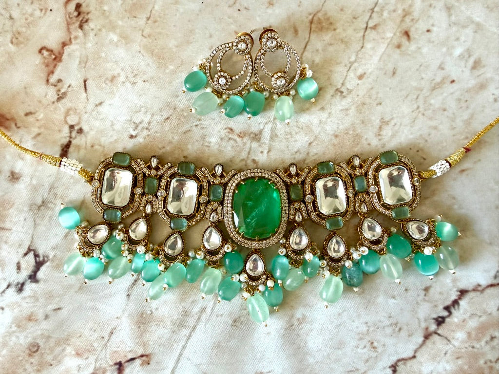 Reeva Necklace Set in Green