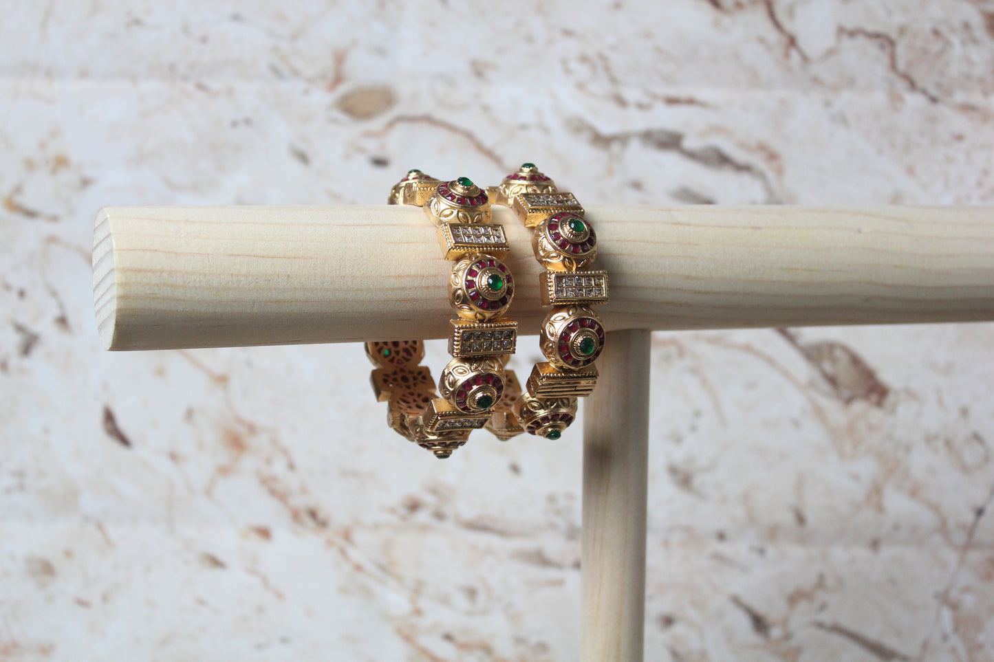 Rubina Statement Kada (Bangle)